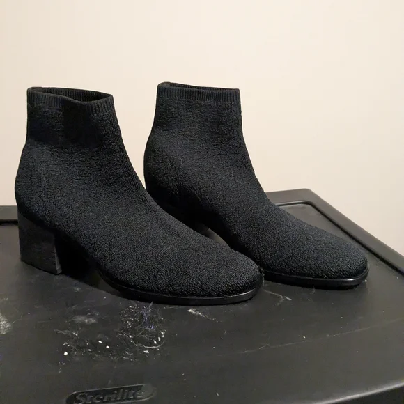 Eileen Fisher Black Ankle Booties - Picture 3 of 4